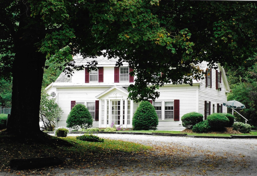 Arlington Inn - photo 42