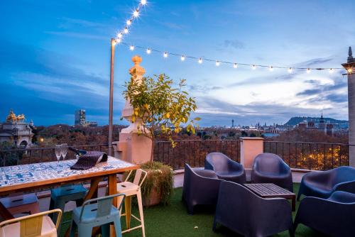 The Family Host Lost Garden Ciutadella Park — 4-Star Luxury Hotel in Barcelona, Spain
