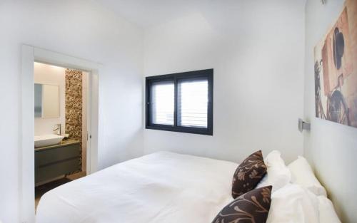 Zebra's Stripe by HolyGuest — 4-Star Luxury Hotel in Tel Aviv, Israel