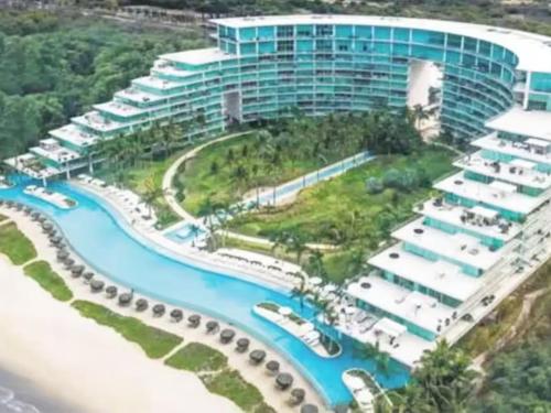 Condominio a pie de playa — 4-Star Luxury Hotel in Bucerias, Mexico