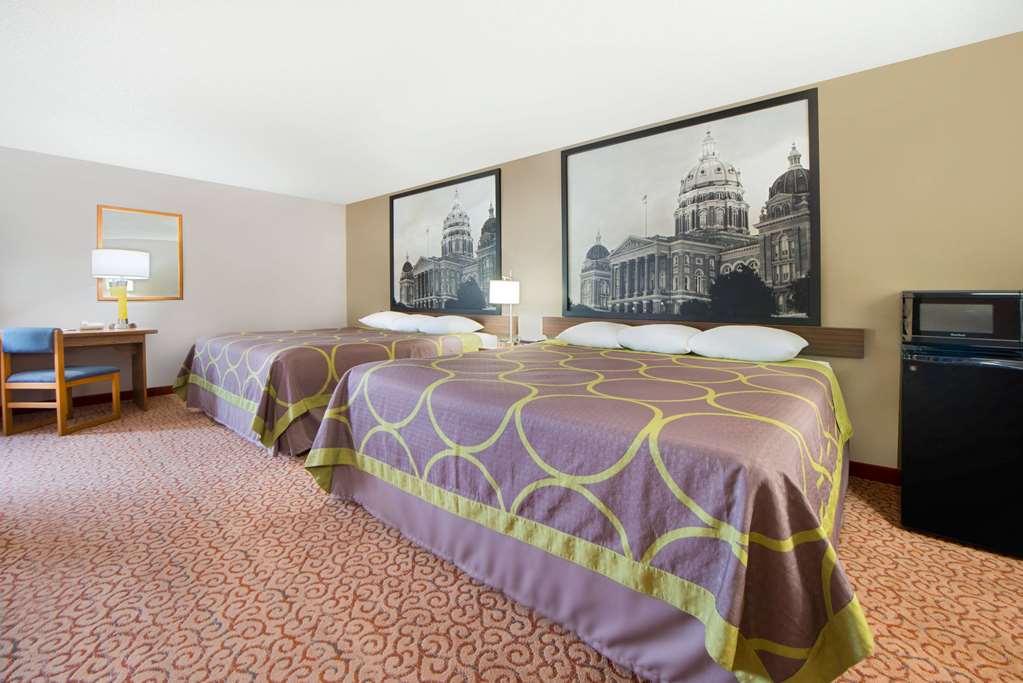Super 8 by Wyndham Pella - photo 7