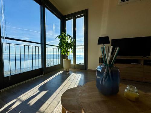 Il Sogno Terrazza Panoramica — 4-Star Luxury Hotel in Massino Visconti, Italy