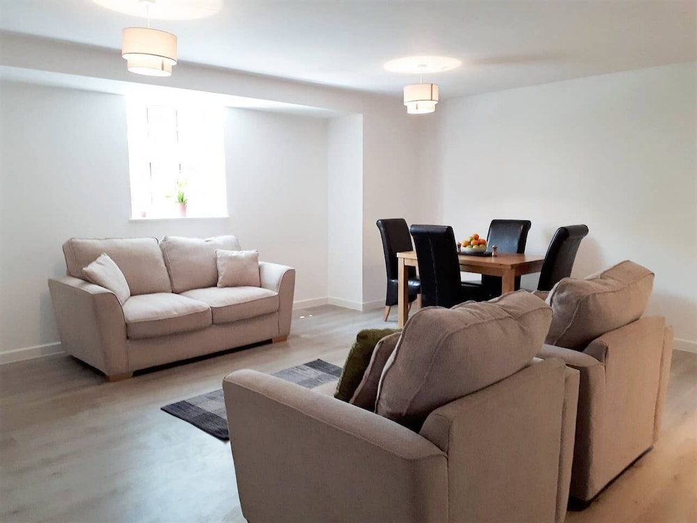 Riverside 5 — 4-Star Luxury Hotel in Maidstone, United Kingdom