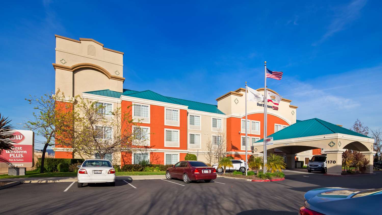 Airport Inn and Suites - photo 21