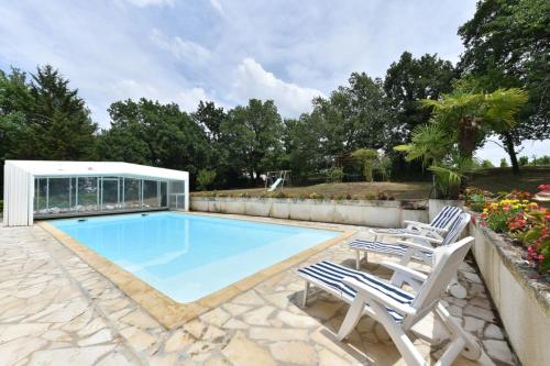 Gites Les Chenes in Brens, France