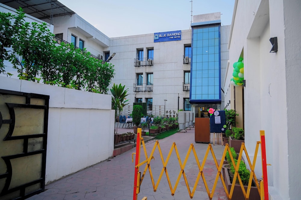 Blue Diamond The Hotel — hotel in Korba