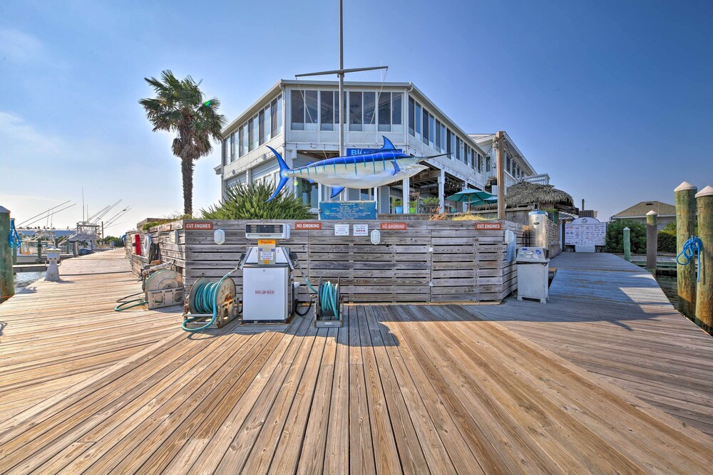 Manteo Waterfront Resort Home with 30 Ft Dock - photo 17