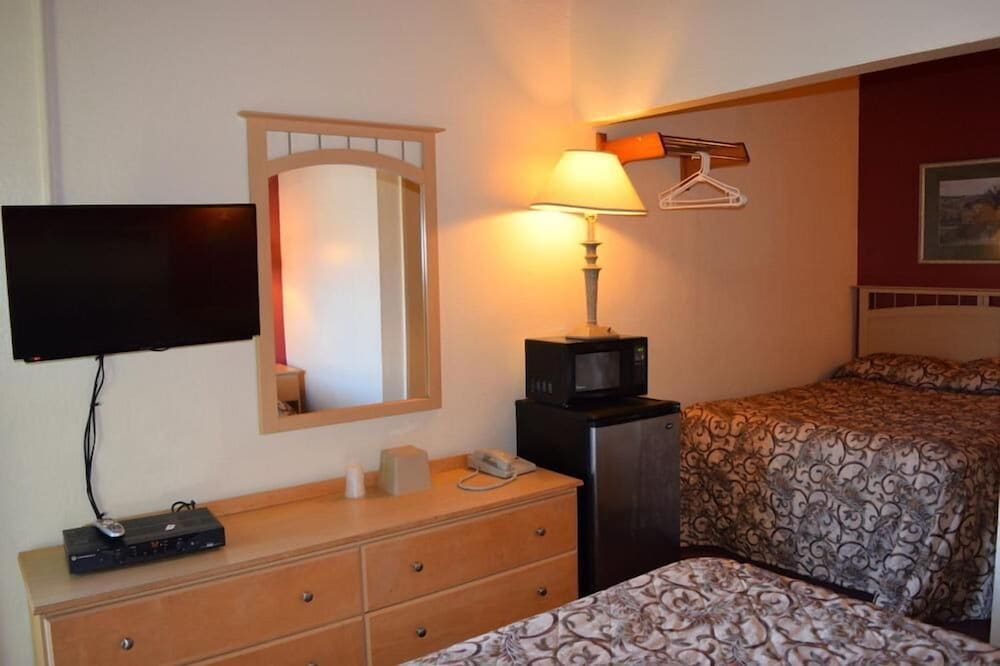 San Carlos Inn - photo 10