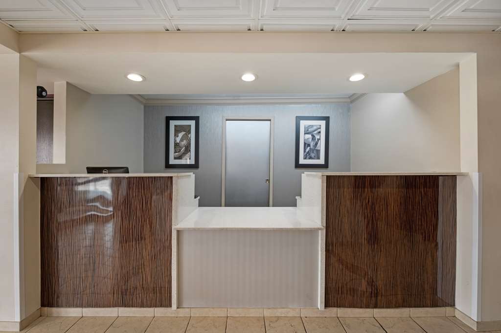 Best Western Edinburgh Columbus - photo 8