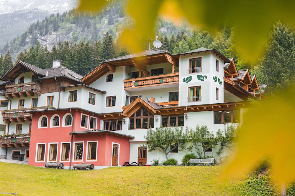 Pirker’s Natur & Bio Familienhotel in Klagenfurt Am Woerthersee, Austria