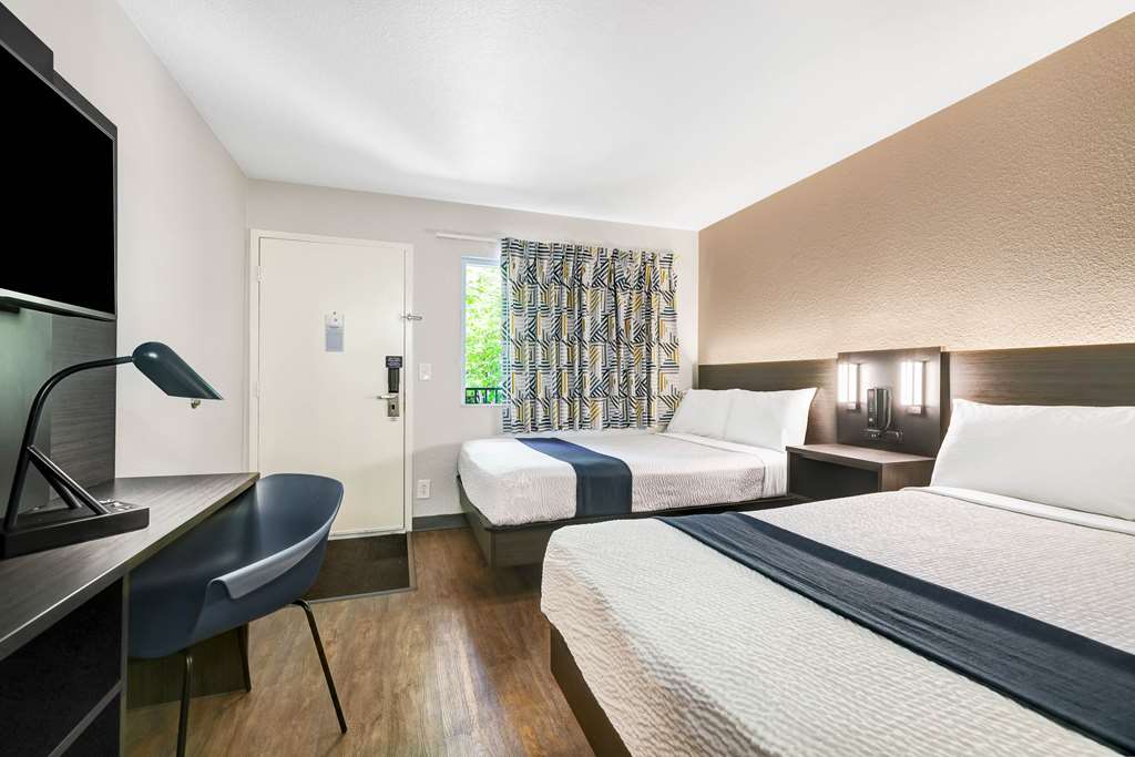 Motel 6 Issaquah WA Seattle East - photo 15