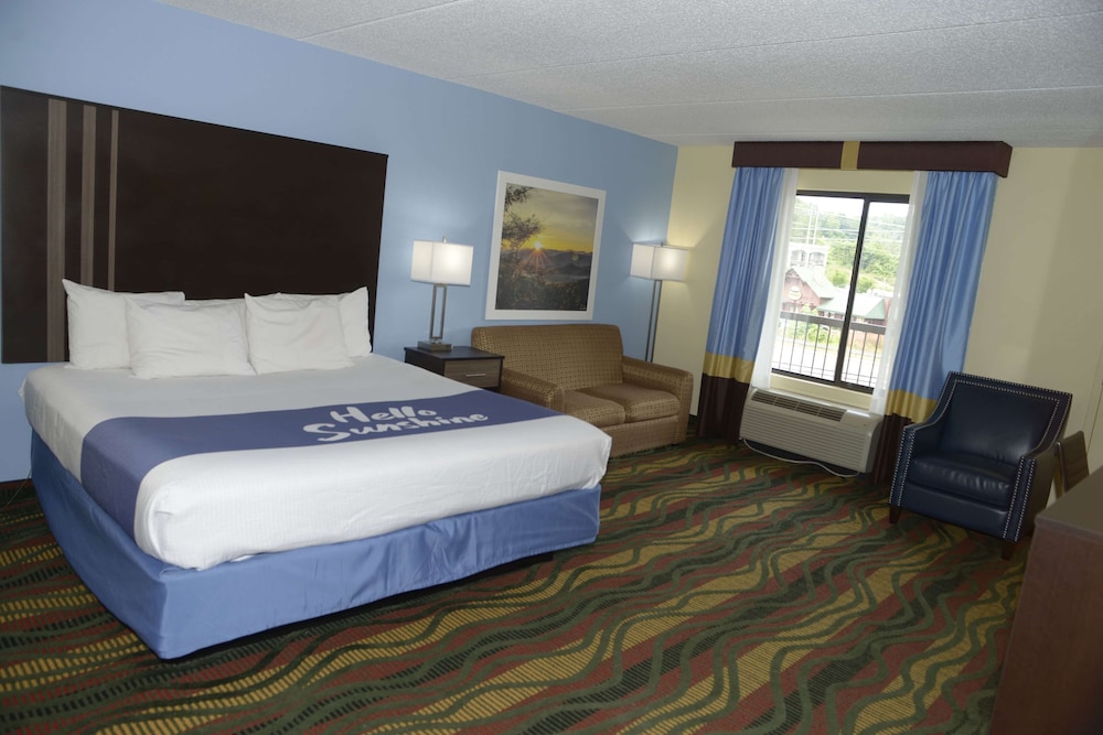 Spark by Hilton Kodak - photo 14