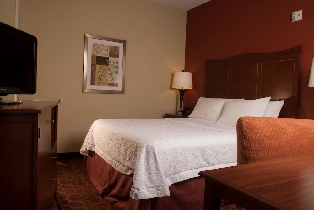 Hampton Inn Tomah - photo 7