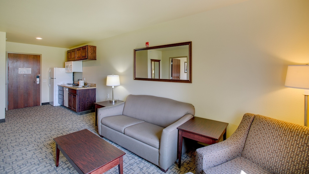 Cobblestone Inn & Suites Clintonville - photo 66