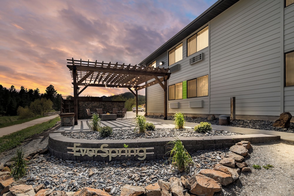 EverSpring Inn & Suites - photo 32