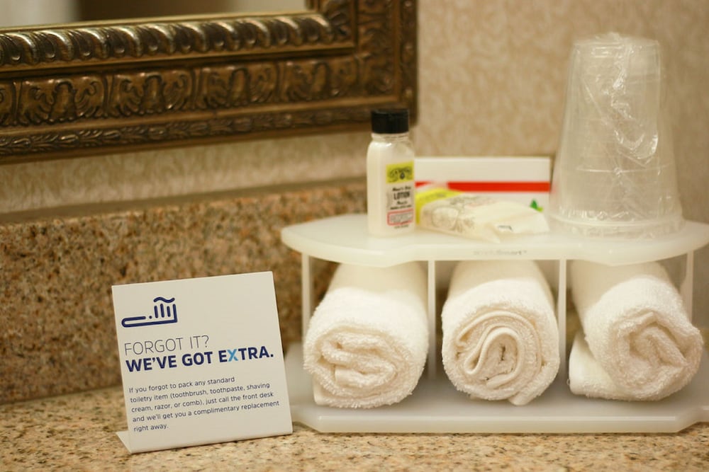 Holiday Inn Express & Suites Center by IHG - photo 32