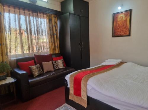 Himalaya Inn — Kathmandu — photo 4