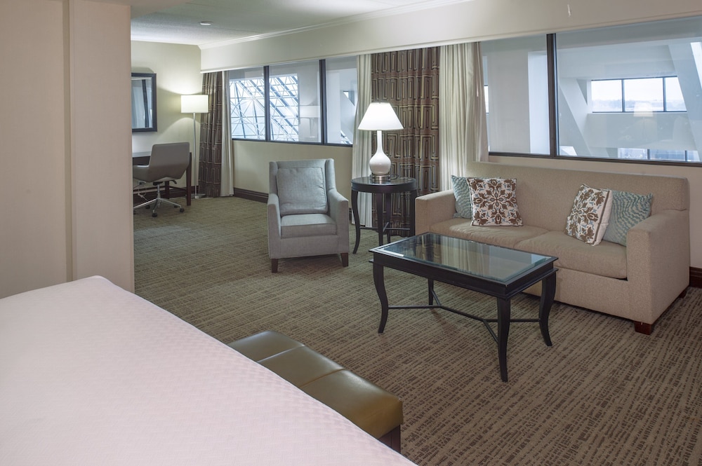Crowne Plaza St. Louis Airport by IHG - photo 23