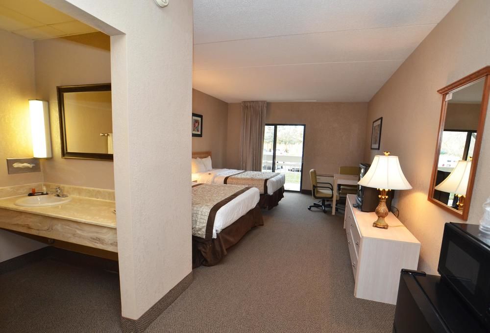 Olympia Resort and Conference Center - photo 20