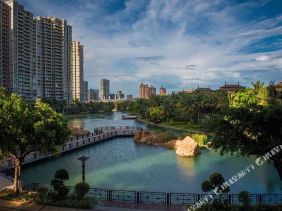 Qinheyuan Adult Year Club in Lingshui, People's Republic of China