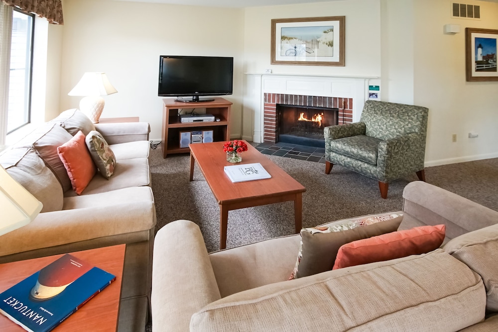 Brewster Green Resort — hotel in Brewster