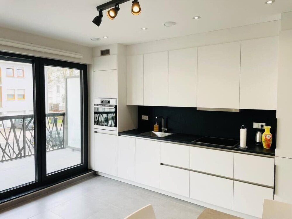 Luxury New Flat with Terrace & Parking