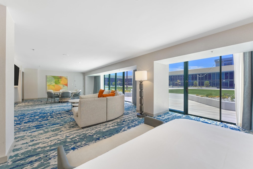 Hilton Anaheim - photo 73