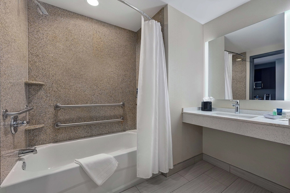 Four Points by Sheraton Birmingham Homewood - photo 18