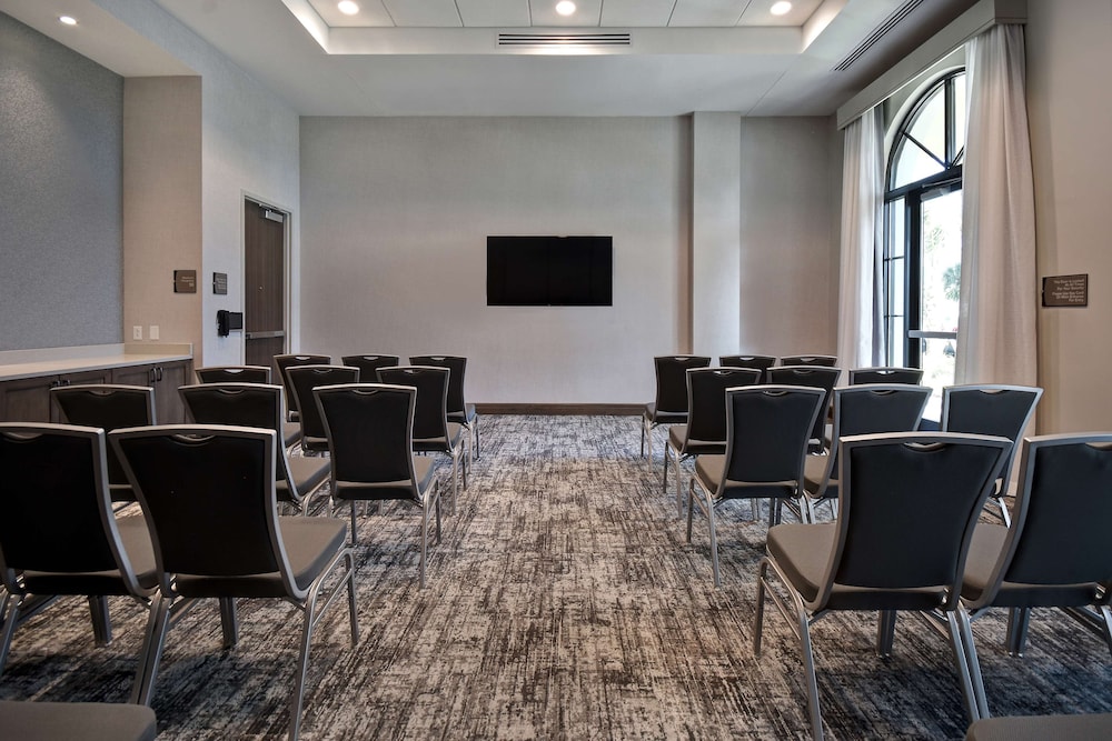 Homewood Suites by Hilton Orlando at Flamingo Crossings - photo 36