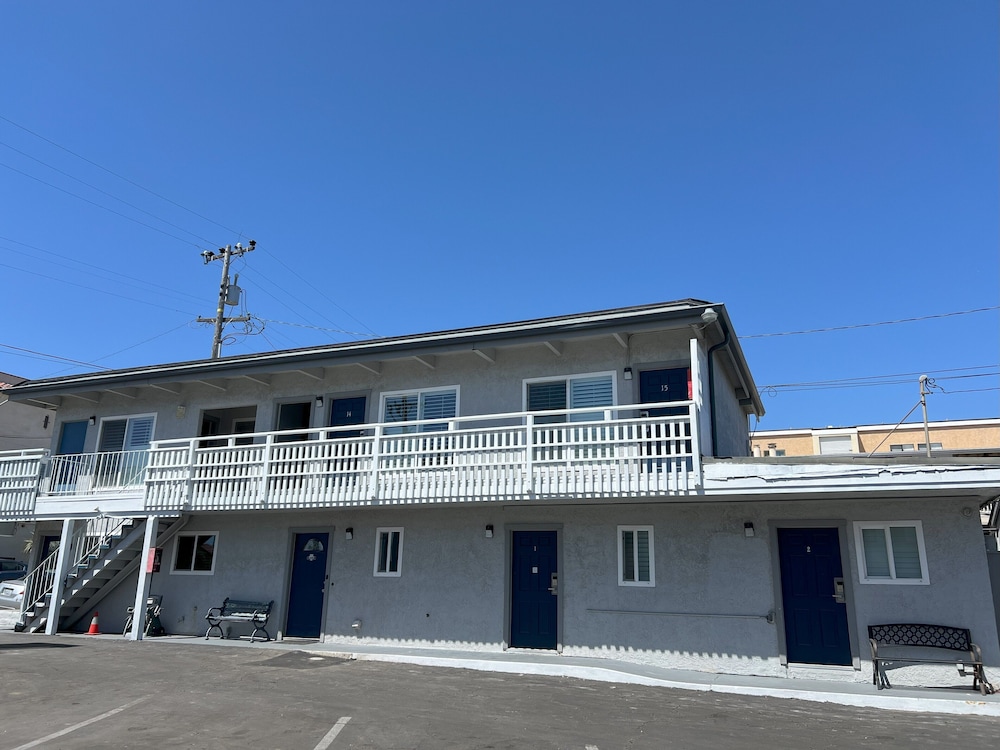 Sea Garden Inn - photo 39