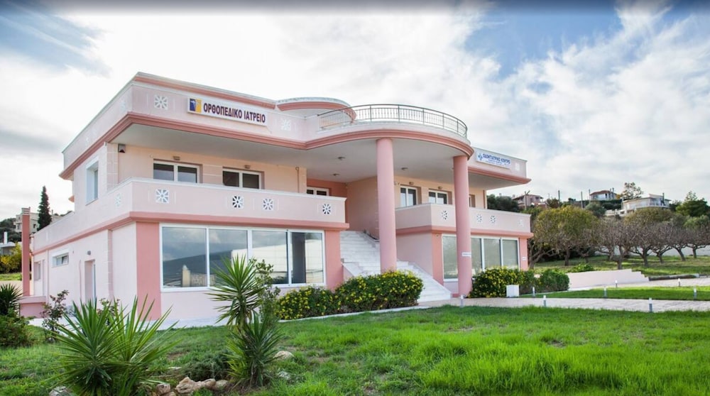 Bright and Relax Studio B in Porto Rafti in Markopoulo, Greece