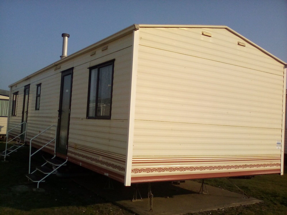 Stunning 3 bed Caravan in Camber Kitesurf Family in Rye, United Kingdom