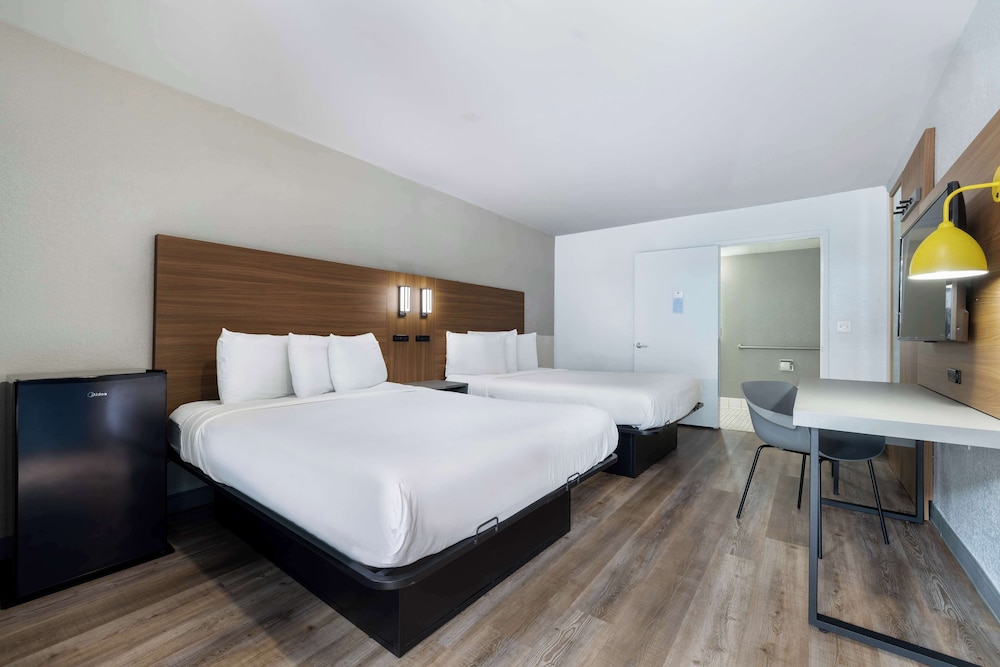 Motel 6 Santa Ana CA - photo 18