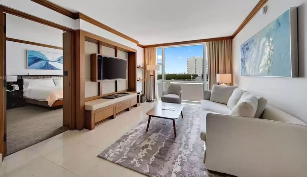 Luxury Condo Wellness Spa Resort By LMC - photo 5