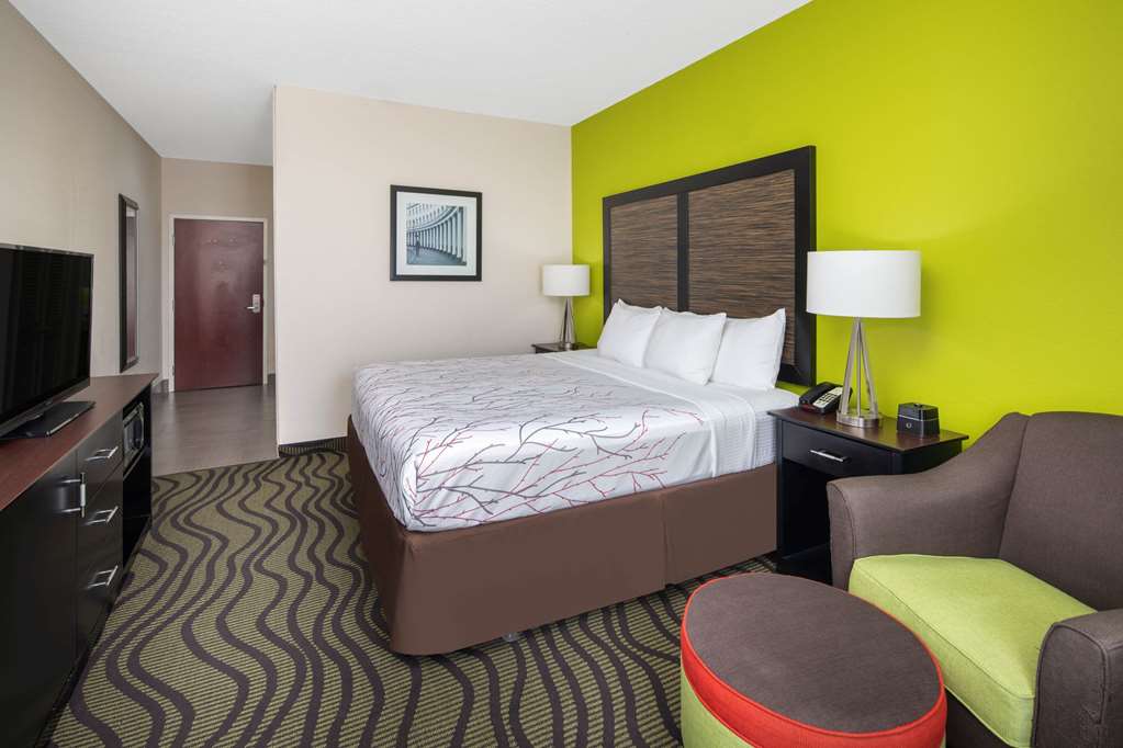 La Quinta Inn by Wyndham Calhoun South I 75 - photo 17