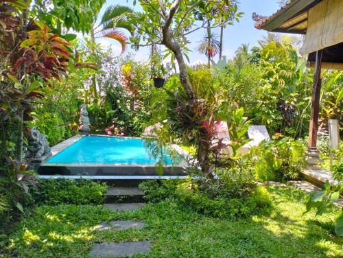 A Lush Tropical Villa in Ubud Rice Fields — 4-Star Luxury Hotel in Ubud, Indonesia