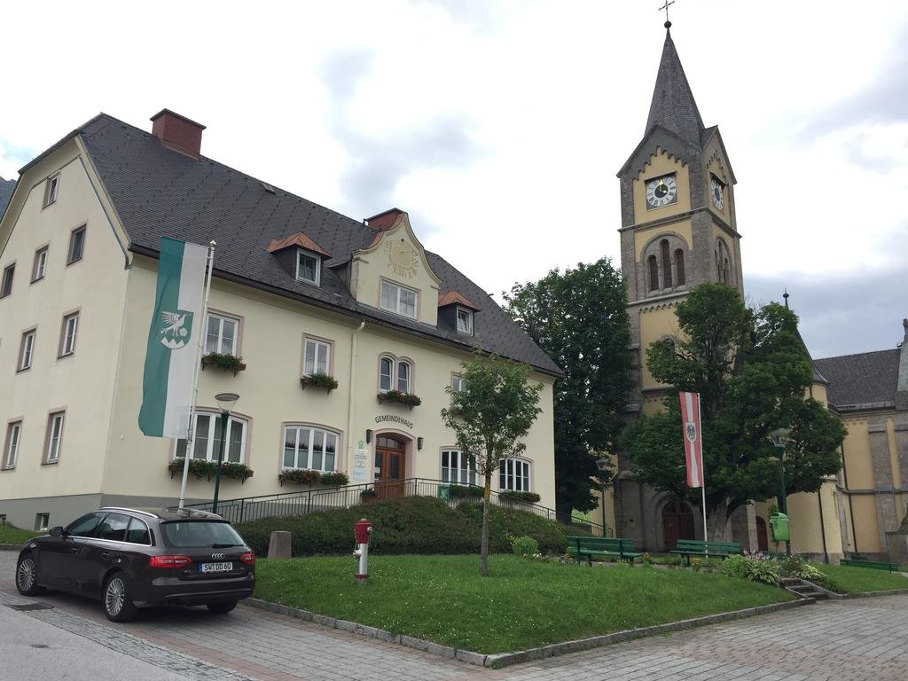 Haus Petersmann — 4-Star Luxury Hotel in Ramsau Am Dachstein, Austria