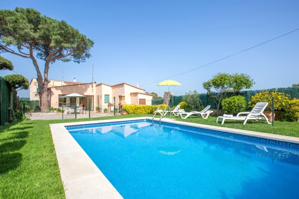 Tres Pins 1 in Lloret de Mar in Begur, Spain