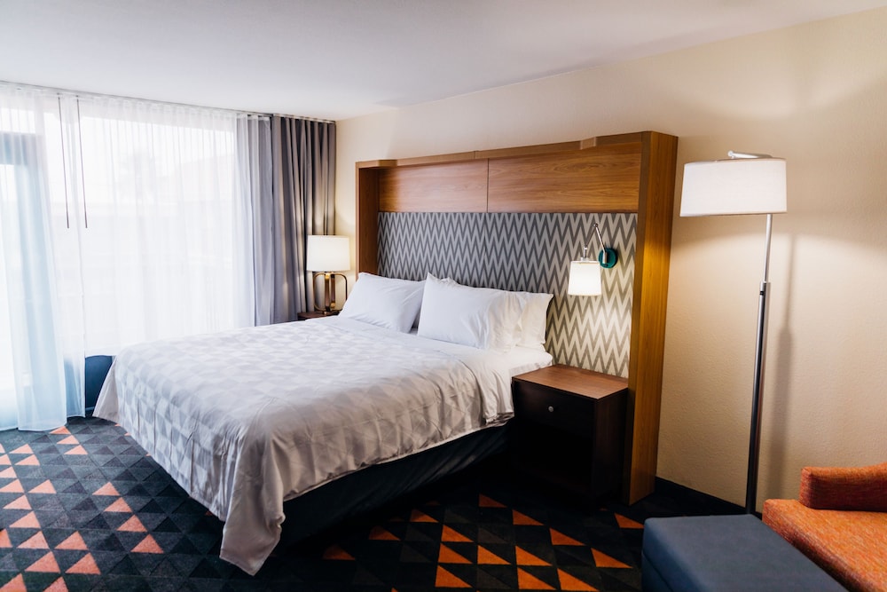 Holiday Inn Phoenix Mesa Chandler by IHG - photo 12