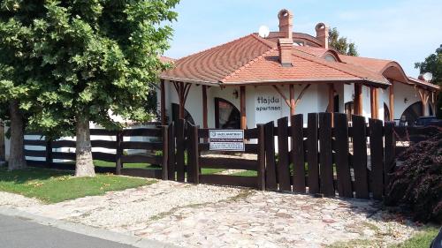 Hajdu Apartman 1. — 4-Star Luxury Hotel in Hajduszoboszlo, Hungary