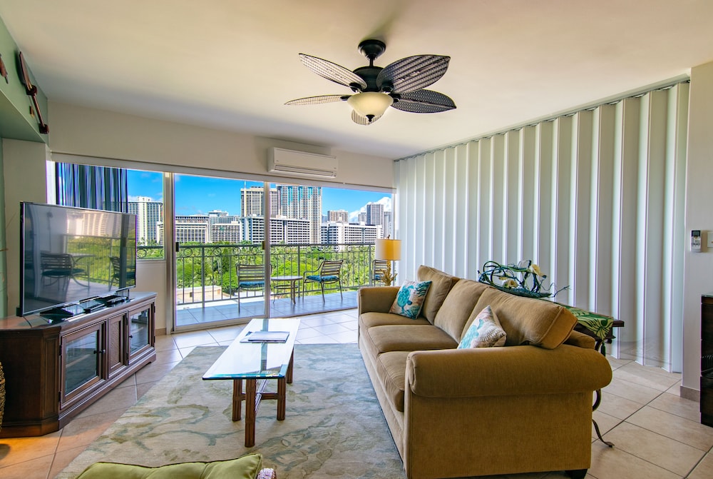 Waikiki Shore By Outrigger - photo 22