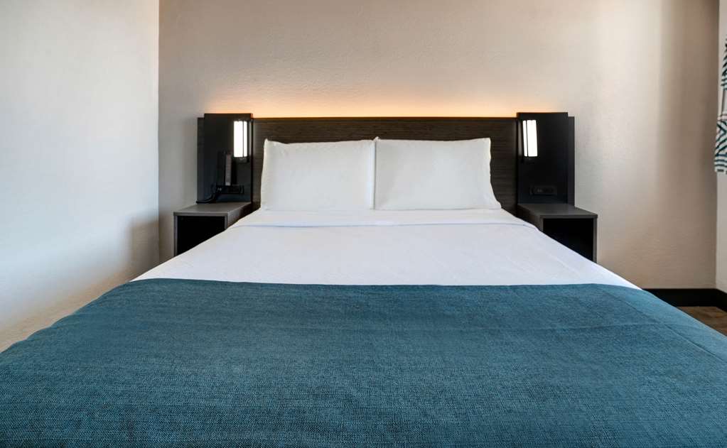 Motel 6 Bakersfield CA South - photo 16