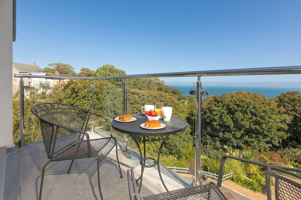 Bay View — 4-Star Luxury Hotel in St Ives, United Kingdom