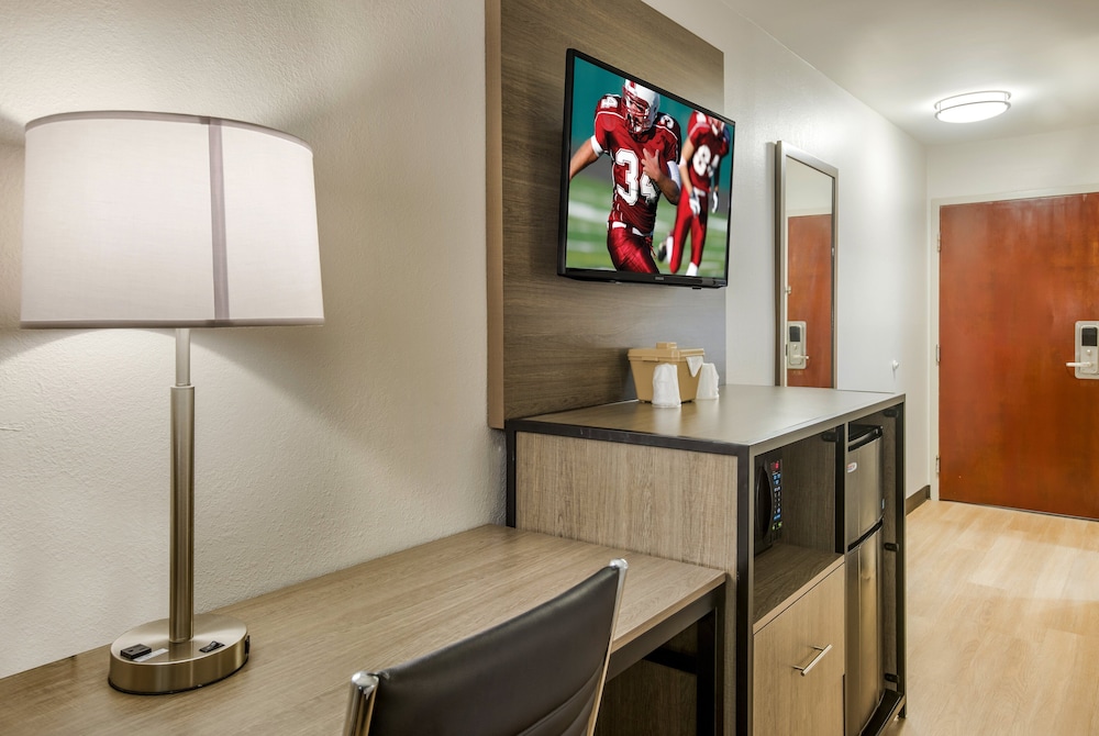 Red Roof Inn PLUS & Suites Savannah I 95 - photo 10