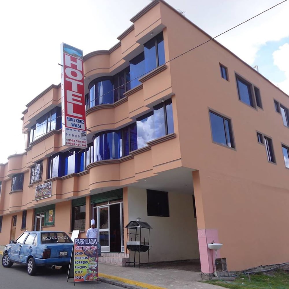 Hotel Mirador Rumy Cruz Wasi in Pujili, Ecuador