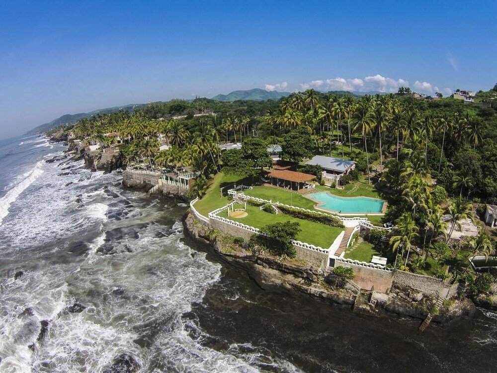 Quinta MonteCarlo in La Libertad, El Salvador