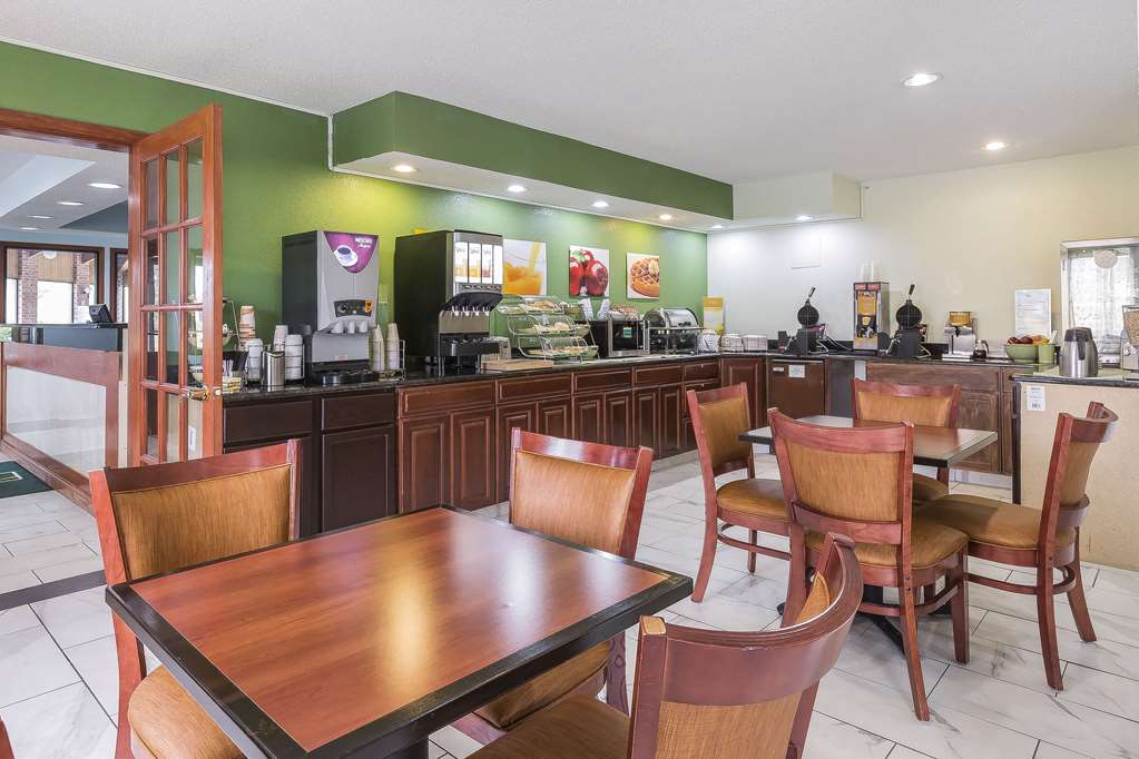 Quality Inn Sycamore DeKalb - photo 31