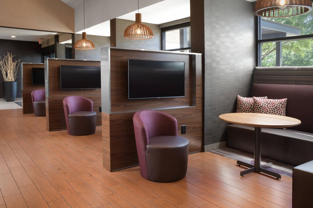 Courtyard By Marriott Dallas DFW Airport North Irving - photo 43