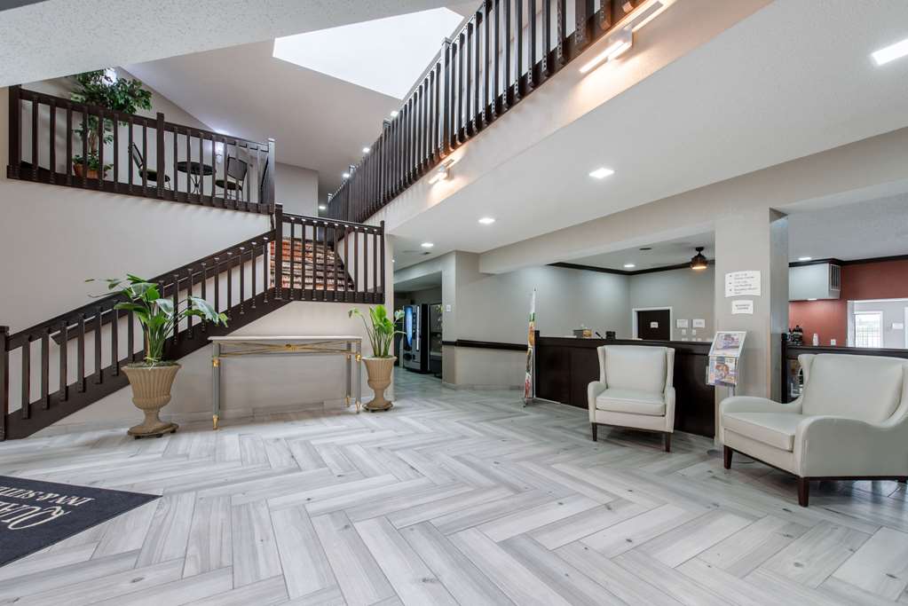 Quality Inn & Suites Brownsburg Indianapolis West - photo 5