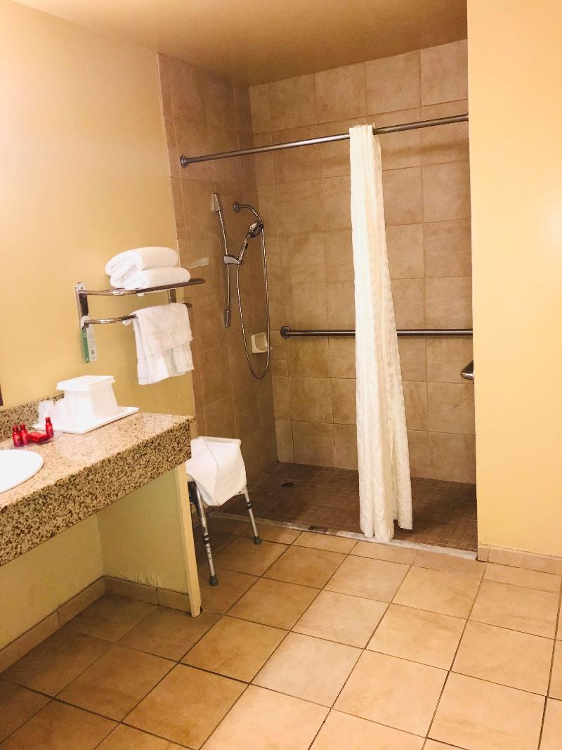 Empire Inn - photo 12